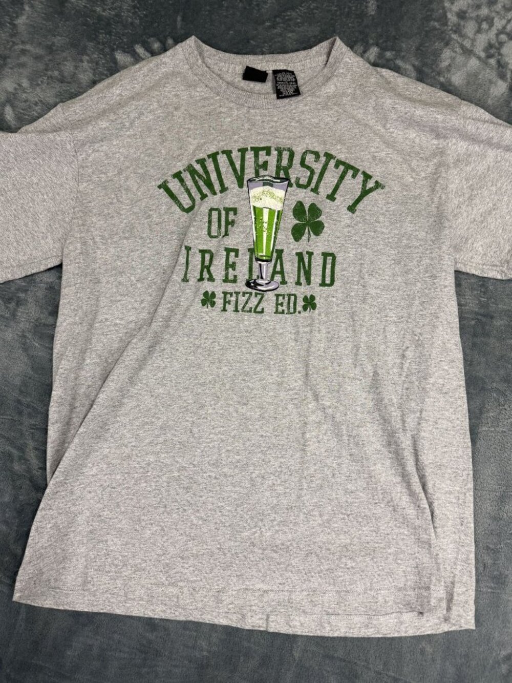 University Of Ireland Fizz Ed St. Paddys Graphic T-Shirt Heather Gray XL